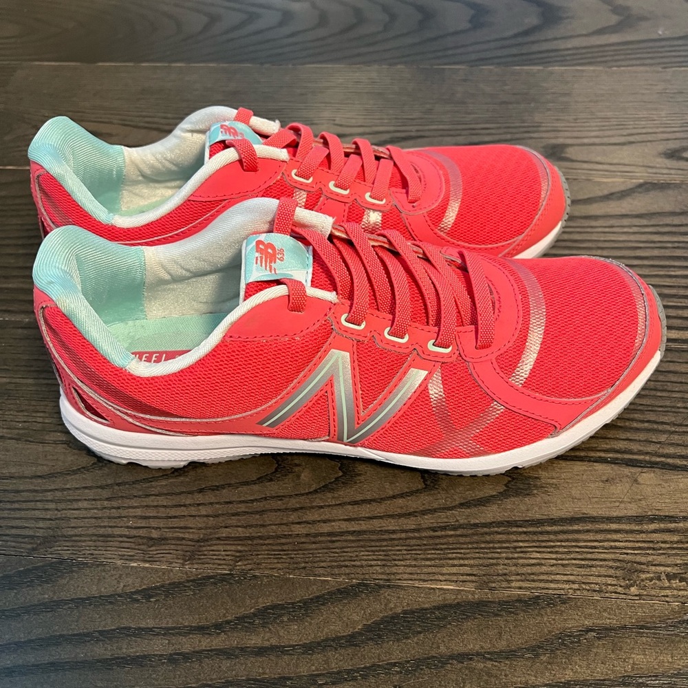 Brand new Pink New Balance W10
